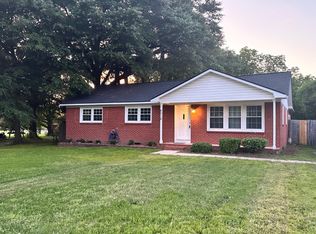 4018 Dellwood Dr, Fayetteville, NC 28304
