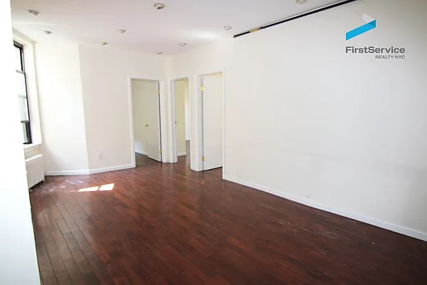 Rented by FirstService Realty (legacy) | media 22