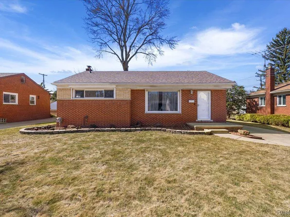 9435 Gillman St, Livonia, MI 48150