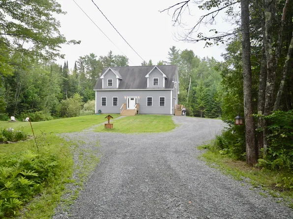 369 Nokomis Road, Saint Albans, ME 04971