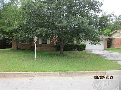 1st image of 5904 Sandra Dr