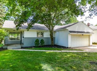5035 N Sedgewick Rd, Lyndhurst, OH 44124