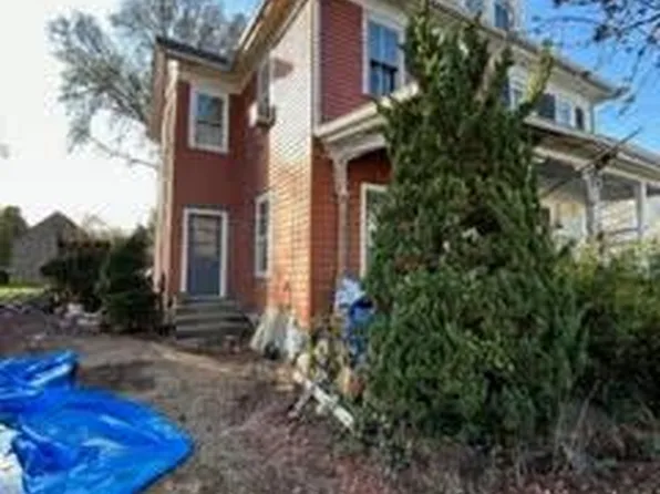 316 Broad St, Elmer, NJ 08318