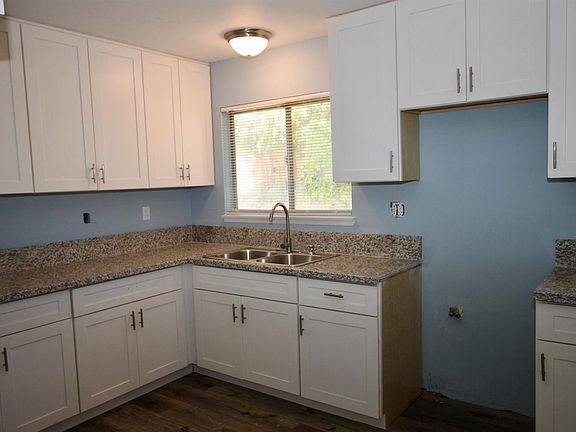 5th image of 1818 W Virginia St
