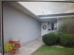 1518 E Gaylord St, Mount Pleasant, MI 48858