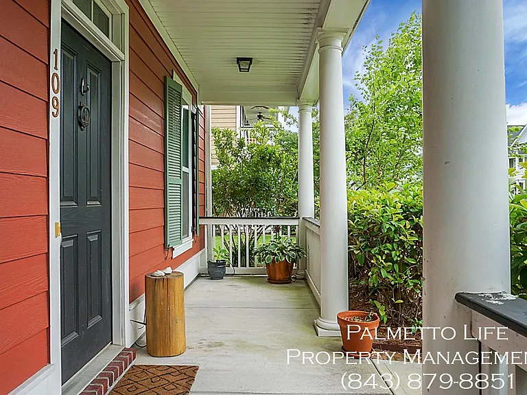 109 Amaryllis Ave — Photo 3