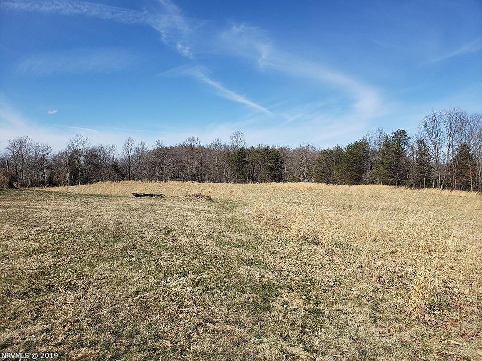 2nd image of 424 Sunset View Rd