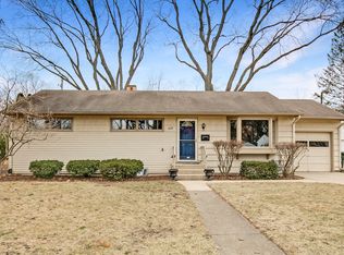 535 Ames St, Libertyville, IL