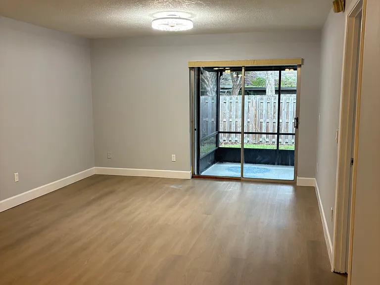 7733 Country Pl #G-2 — Photo 6