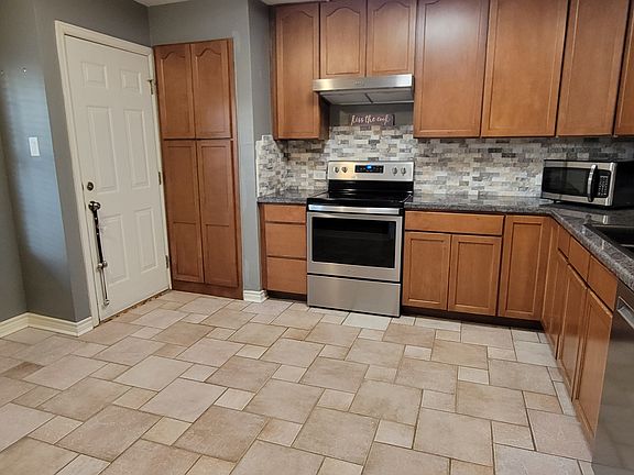 4th image of 19718 Oakland Valley Dr