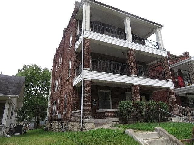 1st image of 3213 Saint John Ave