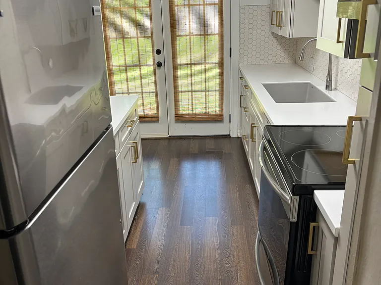 214 Peyton Colquitt Pl — Photo 8