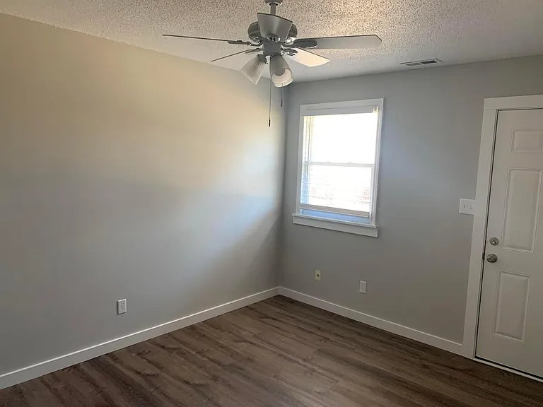 314 Minnesota St — Photo 5