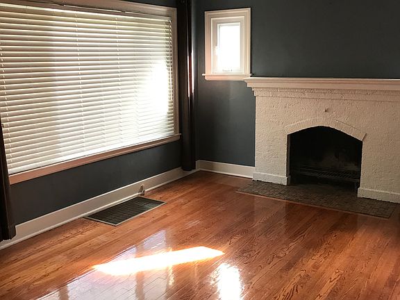 3rd image of 1404 Wall St