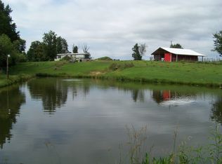 1129 Price Ln, Fayetteville, TN 37334