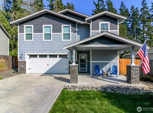 8872 Selbo Peak Pl NW, Bremerton, WA 98311