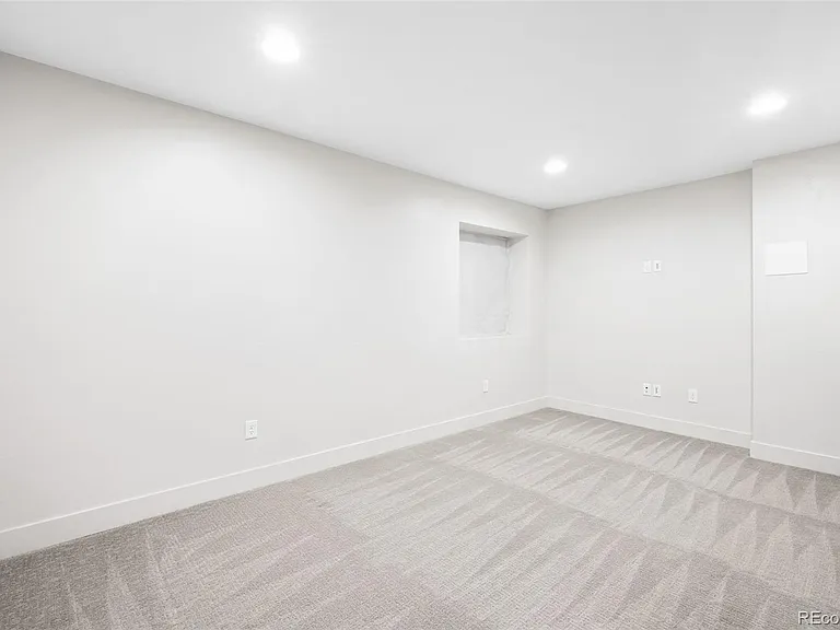 1331 Yates St — Photo 19