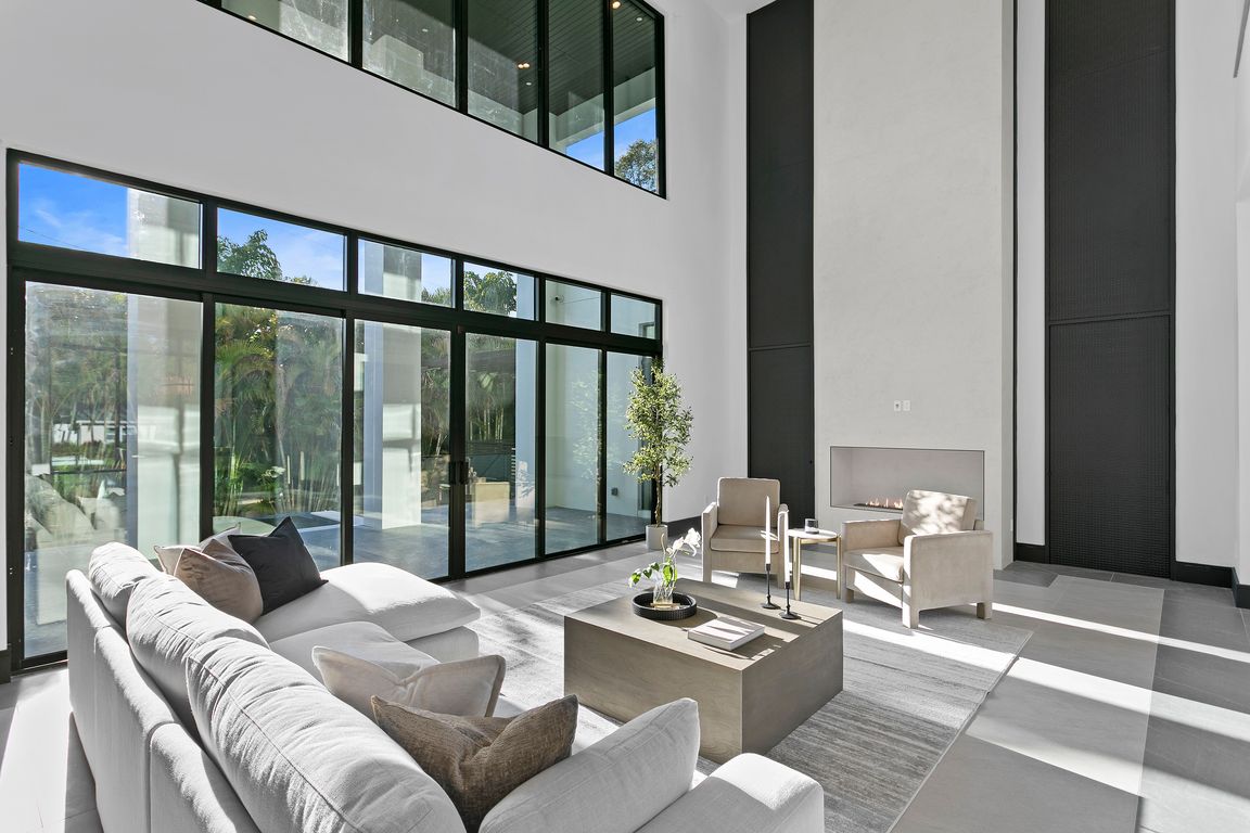 730 Alda Way NE, Saint Petersburg, FL 33704 MLS T3491035 Zillow