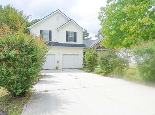 1371 Pebble Ridge Ln, Hampton, GA 30228