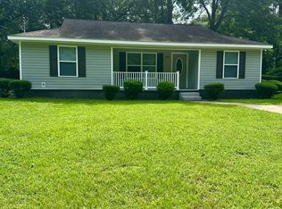 104 Blairstone Ln, Thomasville, GA 31792