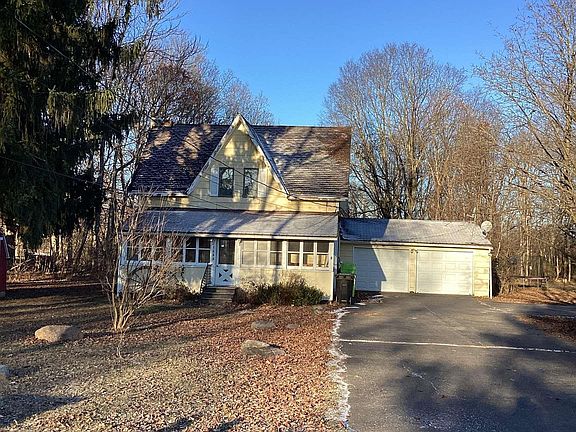 4th image of 1608 Etna Ave