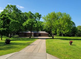 1876 W Holly St, Fayetteville, AR 72703