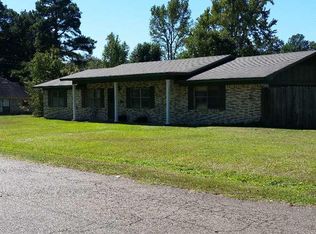6303 Bel Air Dr, Texarkana, TX 75503