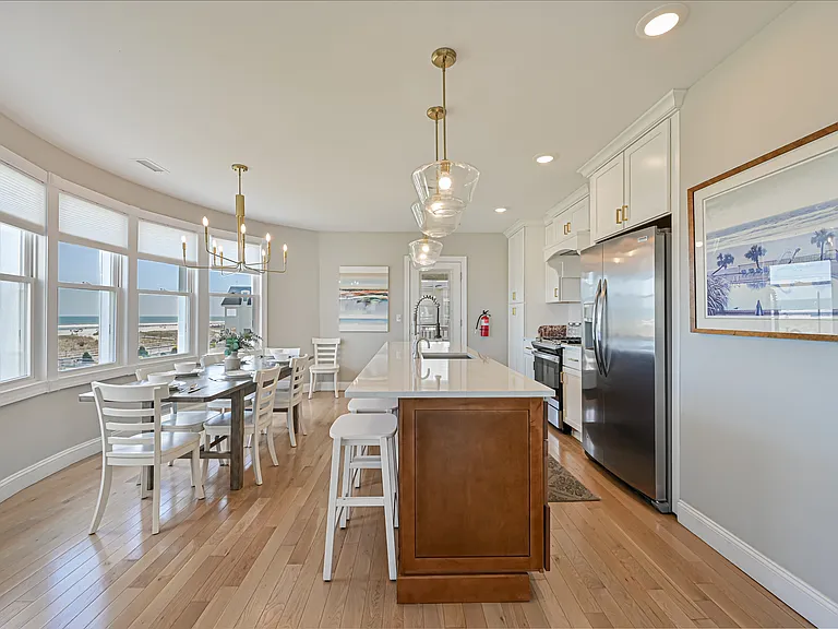 140 S Bartram Ave — Photo 33