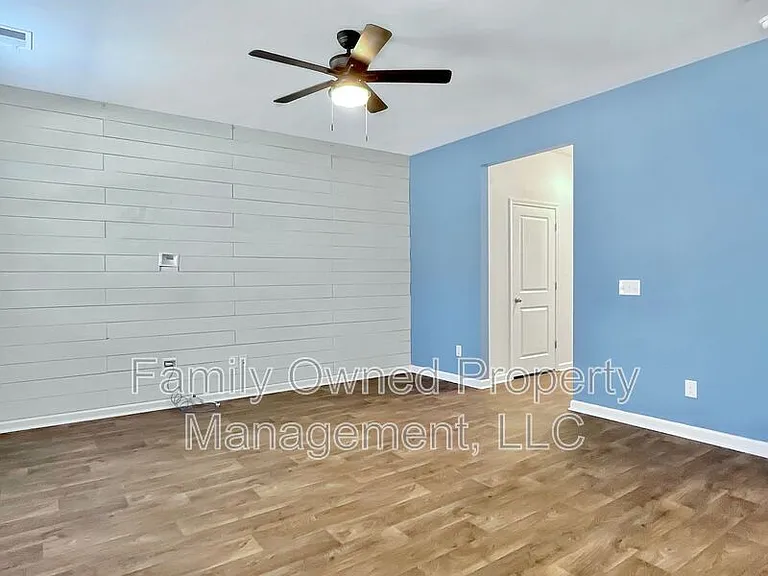 146 Sweet Cherry Ln — Photo 12