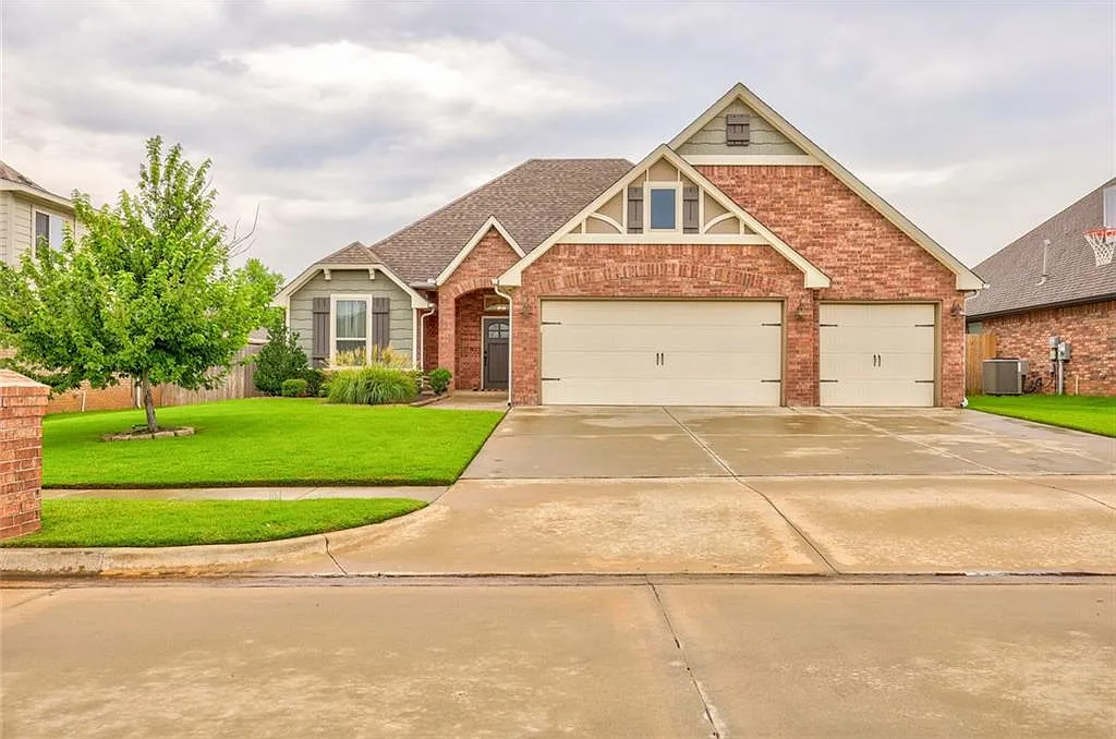 4 bed, 2250 sqft, $2,225 — Photo 1