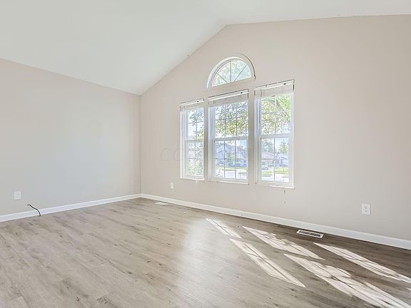 4th image of 1208 Starlight Dr