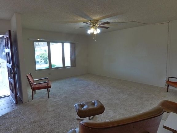 5th image of 1052 N Caribe Ave