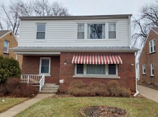 408 N 68th St, Wauwatosa, WI 53213