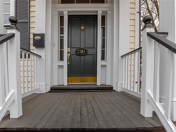 3rd image of 2101 E Broad St