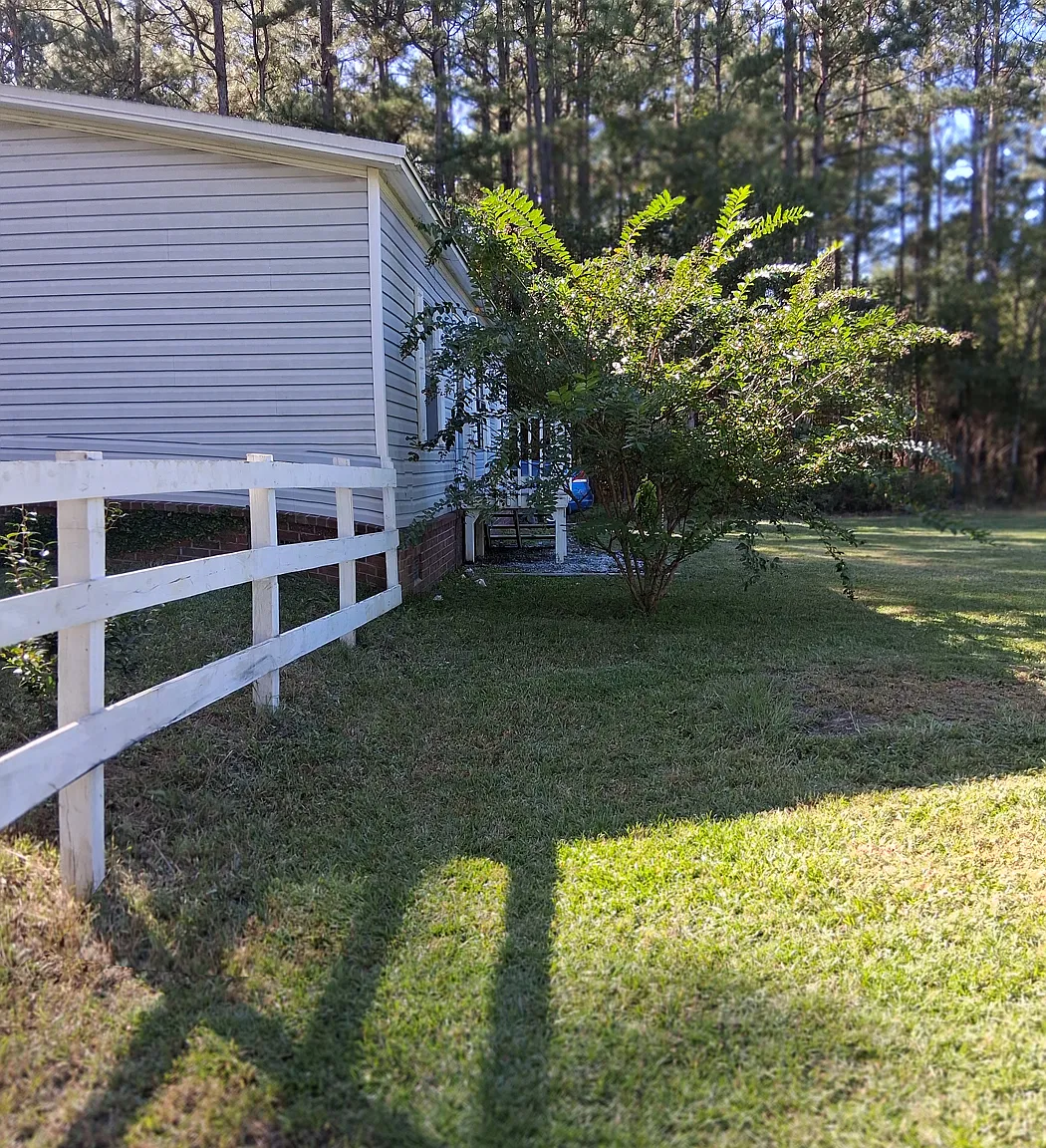 3 bed, 1180 sqft, $650 — Photo 4