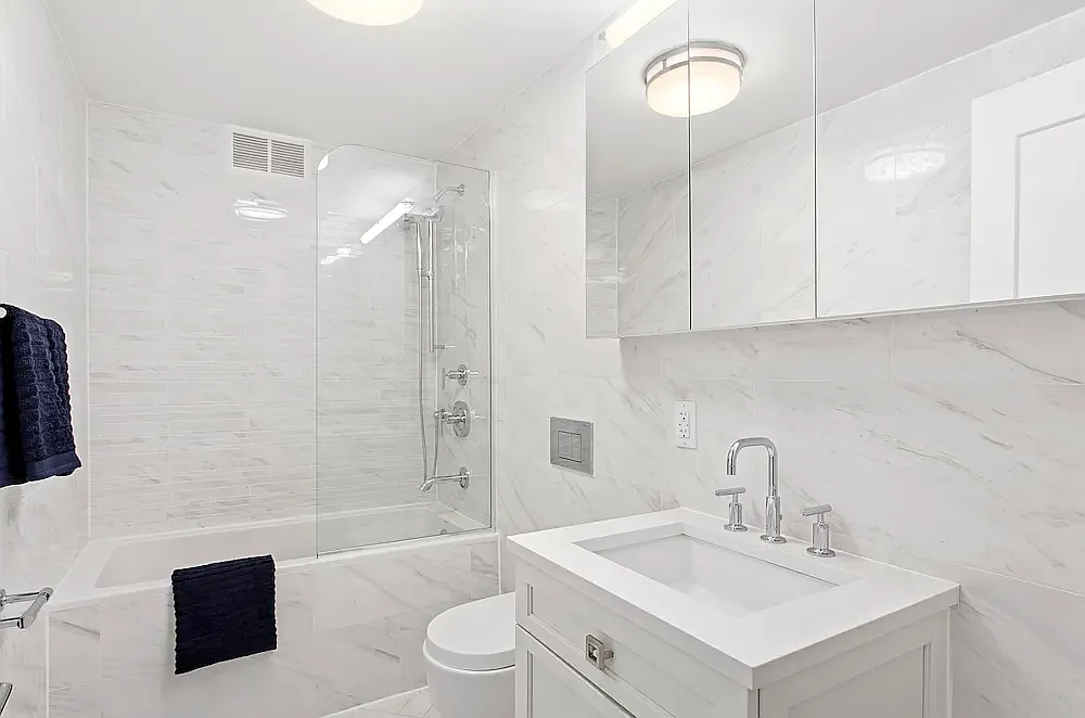 305 East 86th Street — Photo 3