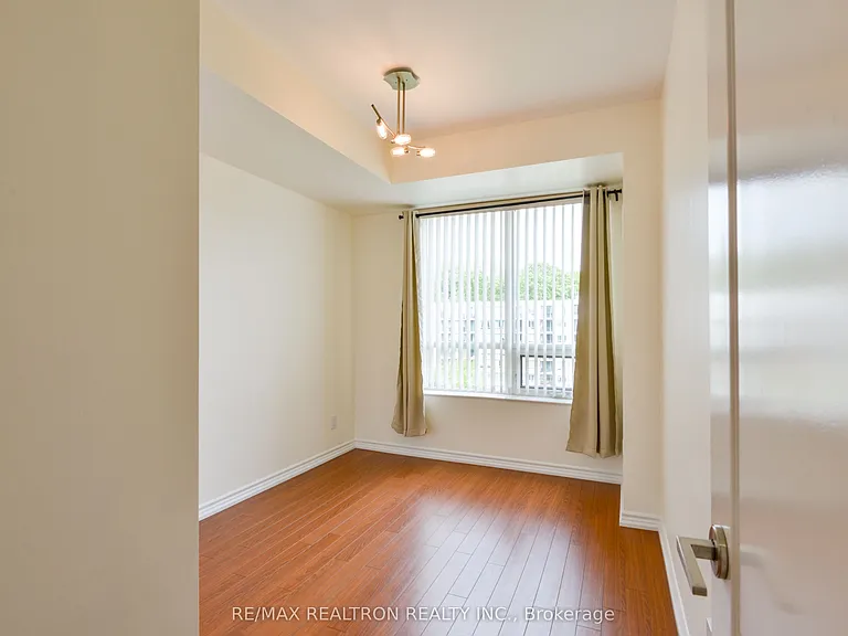 28 William Carson Cres #804 — Photo 27