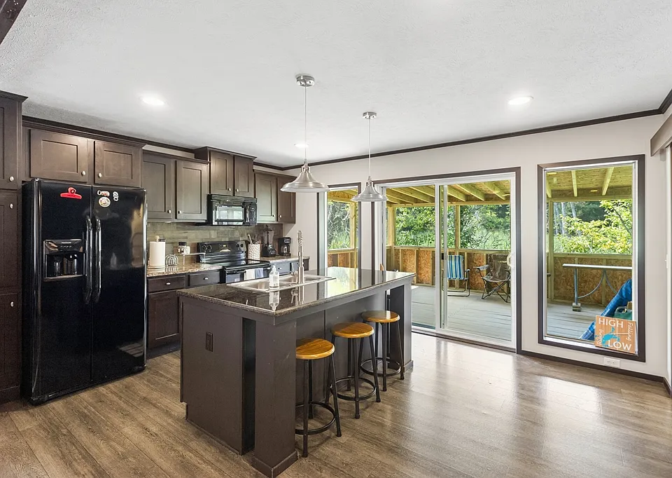 131 Shady Ridge Dr