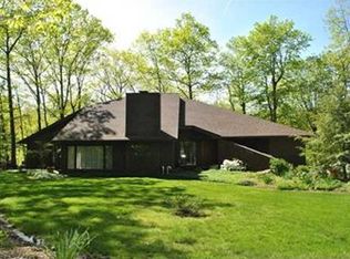 1470 Taylor Ridge Ct, Erie, PA 16505