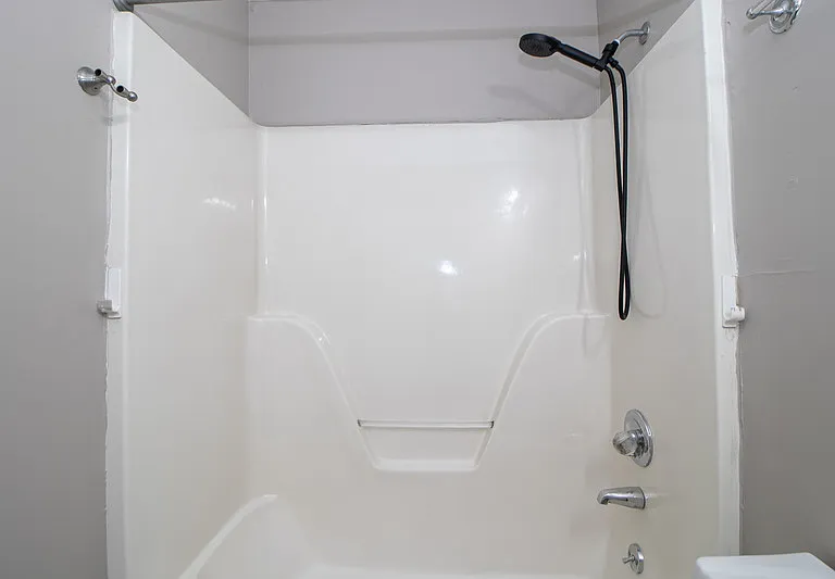 131 Lilian Dr — Photo 16