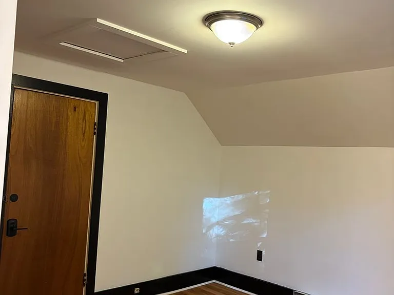 16 Jameson Ave — Photo 6