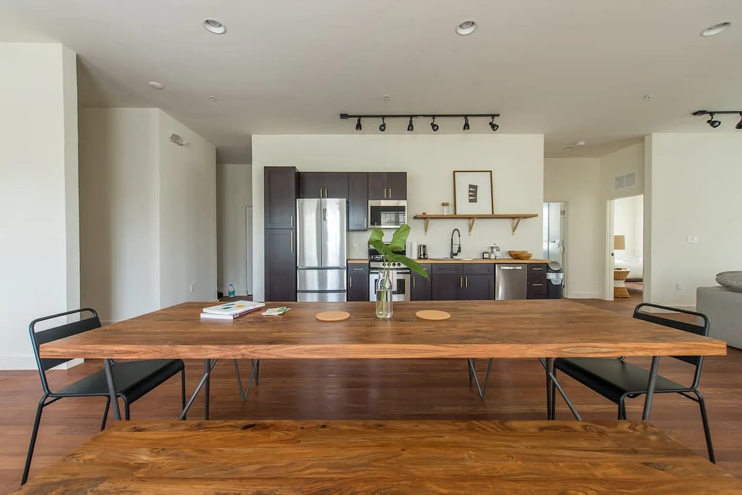 4 bed, 2.0 bath, $27,302 — Photo 3