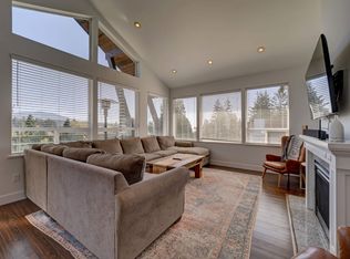 825 Bayview Heights Rd, Gibsons, BC V0N1V8