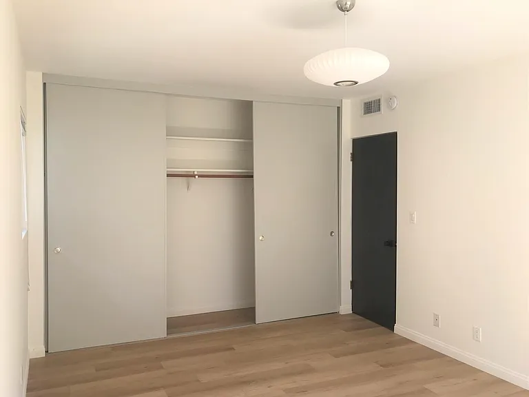 1111 California Ave #2 — Photo 7