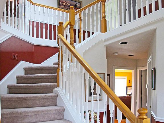 Stairs from Foyer to Upstair