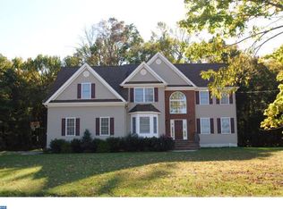 39 Friendship Rd, Cranbury, NJ 08512