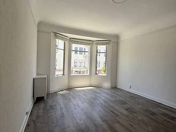 4th image of 90 Alhambra St APT 201