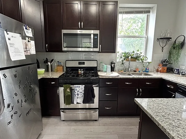 2246 W Belden Ave #3F — Photo 20