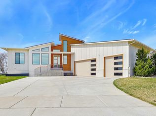 205 S Wellcrest St, Goddard, KS 67052
