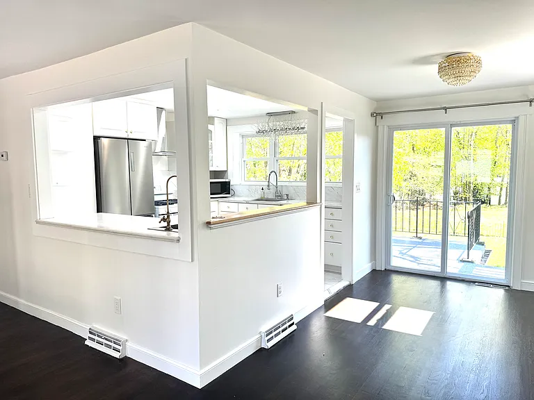 66 Harrison Ave — Photo 5